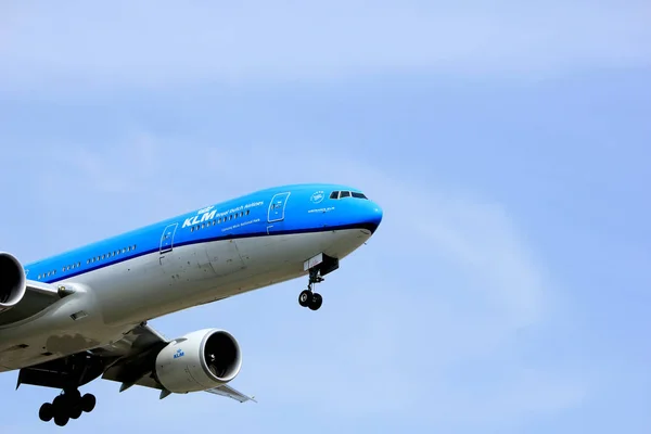 Amsterdam Países Baixos - 7 de abril de 2018: PH-BVR KLM Boeing 777-300 — Fotografia de Stock