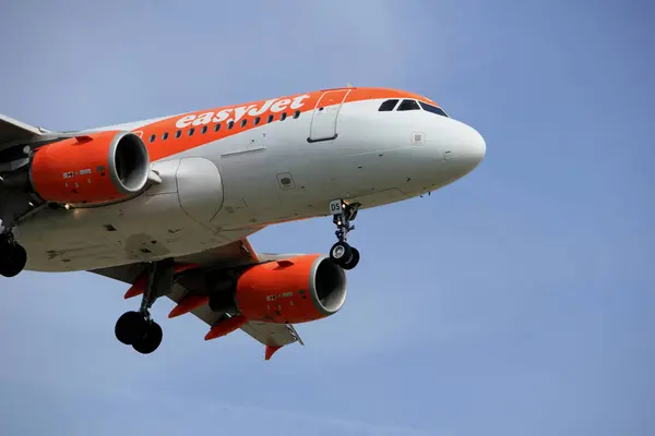 Amsterdam Nederland - April, 7de 2018: G-Ezds easyjet Airbus — Stockfoto