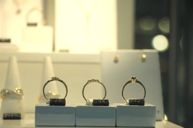 Diamond Nişan Yüzük