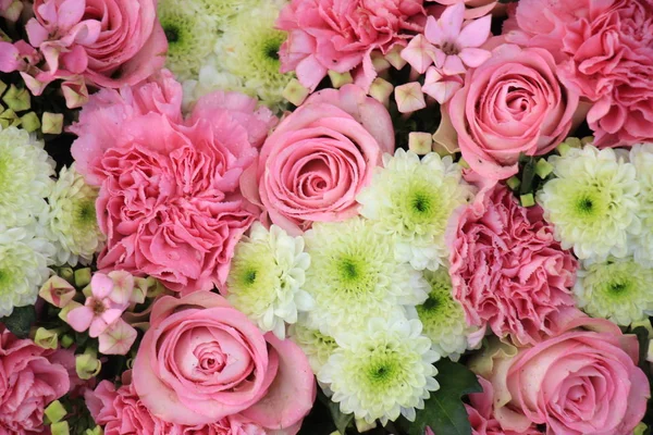 粉色婚礼鲜花 — 图库照片