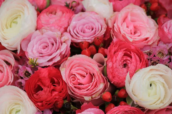 Mixed pink bridal bouquet — Stock Photo, Image