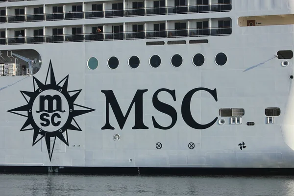 Velsen, Países Bajos - 20 de abril de 2018: MSC Magnifica by MSC Cruises . — Foto de Stock