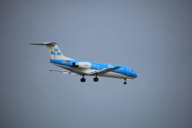 Amsterdam, Hollanda - 22nd Haziran 2017: Ph-Kzp KIM Cityhopper Fokker F70