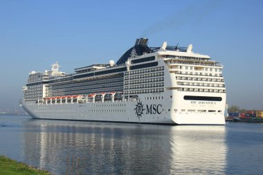 Velsen, Hollanda - Nisan, 20 2018: Msc Magnifica tarafından Msc Cruises.