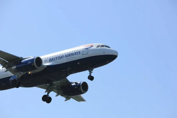 Amsterdam the Netherlands - April, 21st 2018: G-EUYV British Airways Airbus A320 — Stock Photo, Image