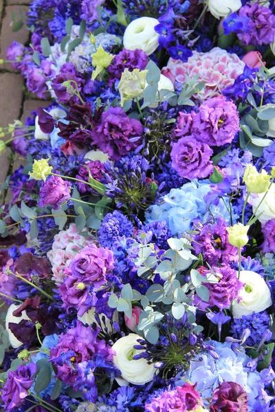 Синяя Свадебная Композиция Розы Гортензии Лисиантус — стоковое фото