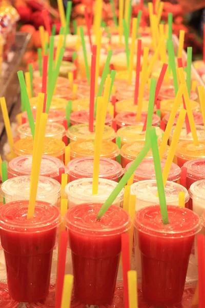 Verse smoothies op ijs — Stockfoto