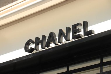Barselona, İspanya - 29 Eylül 2019: Chanel Store