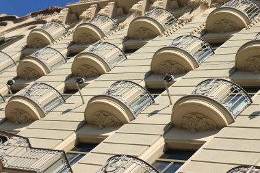 Barselona, İspanya - 29 Eylül 2019: Barselona, İspanya - 29 Eylül 2019: Barselona 'daki cepheler