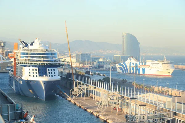 Barcelona, España - 24 de septiembre de 2019: Celebrity Edge — Foto de Stock