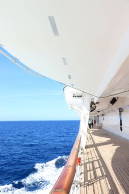Cruise Gemi Güverte