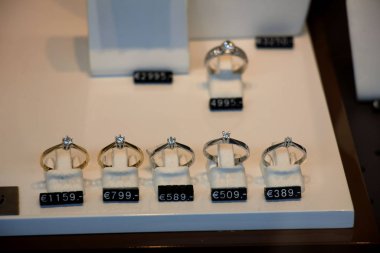 Diamond Nişan Yüzük