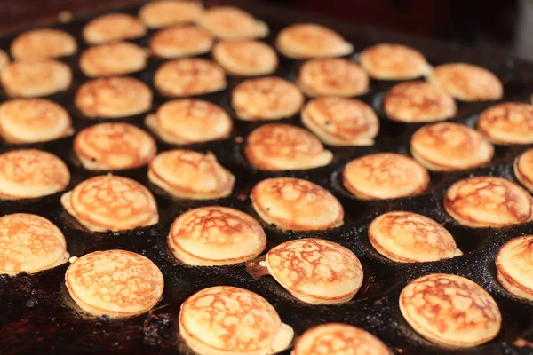 Traditionele Nederlandse poffertjes — Stockfoto