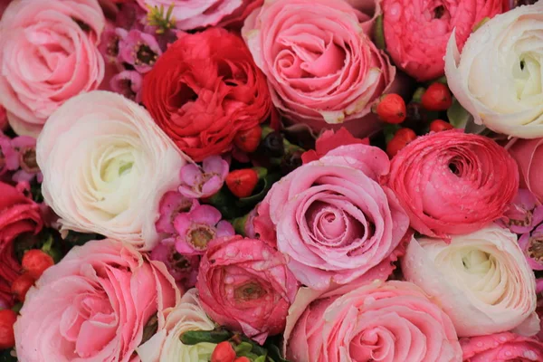 混合粉红色新娘花束 — 图库照片