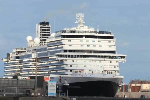 Ijmuiden, Pays-Bas - 7 juillet 2019 : MS Nieuw Statendam — Photo