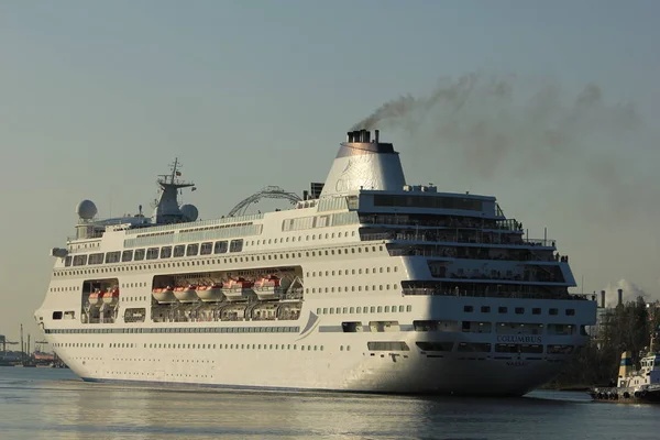 Velsen, Nederland - Oktober, 15e 2017: Columbus van Cruise & maritieme reizen — Stockfoto
