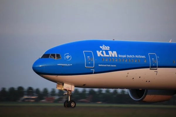 Амстердам, Нідерланди - 1-го червня 2017: рН Bvs Klm королівської голландської авіакомпаній Боїнг — стокове фото