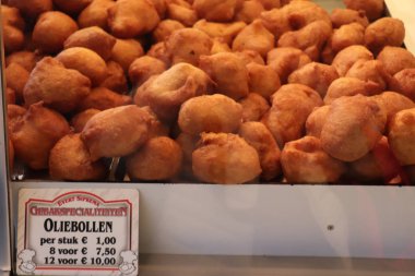 Aalsmeer, Hollanda - 7 Kasım 2018: 0liebollen Dükkanı