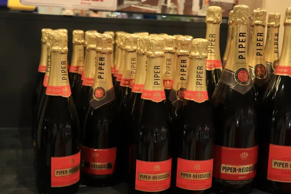 Beverwijk, the Netherlands, december 15th 2018: Piper Heidsieck Champagne in a liquor store — 스톡 사진