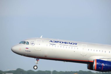 Amsterdam Hollanda - 6 Temmuz 2017: Vp-Bfk Aeroflot - Rus Hava Yolları'nın Airbus A321