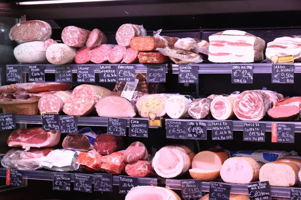 Savona Settembre 2019 Diversi Tipi Salumi Italiani Supermercato Come Salame — Foto Stock