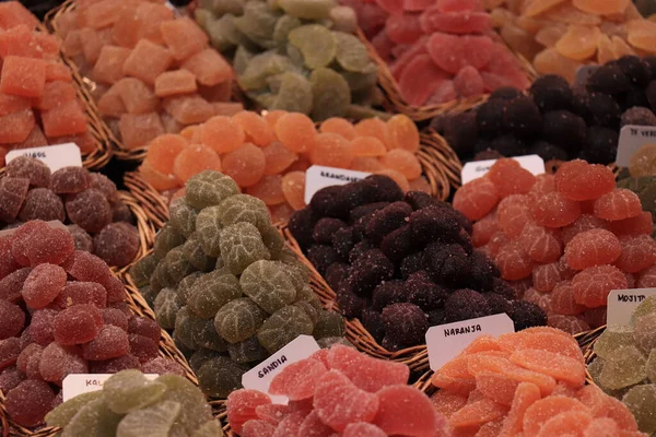 Frutas Cristalizadas Várias Formas Sabores Cores Para Venda Mercado Espanhol — Fotografia de Stock