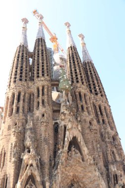 Barselona, İspanya - 28 Eylül 2019: Sagrada Familia. Antoni Gaudi tarafından tasarlandı, Mart 1882 'den beri kontrat altında.