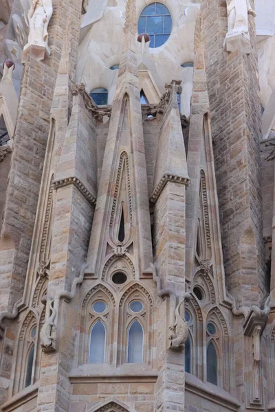 2019年9月28日 西班牙巴塞罗那 Sagrada Familia 由Antoni Gaudi设计 1882年3月起根据合同设计 外部的细节 — 图库照片