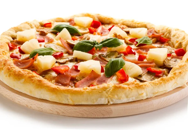 Pineapple pizza on cutting board — Stock Photo, Image