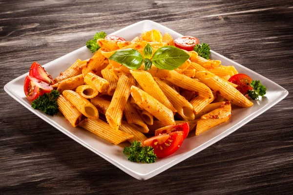 Pasta met pestosaus en groenten — Stockfoto