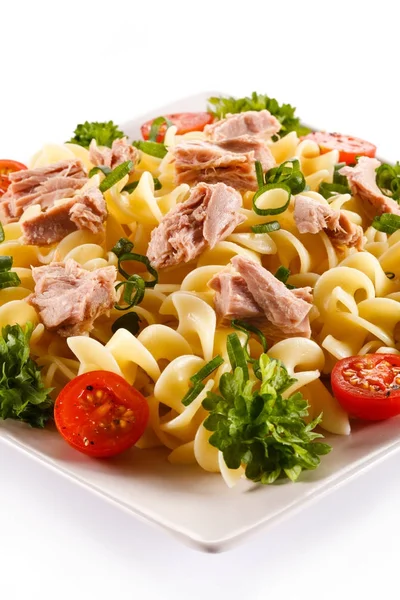 Pasta with tuna and vegetables — Stock Photo, Image