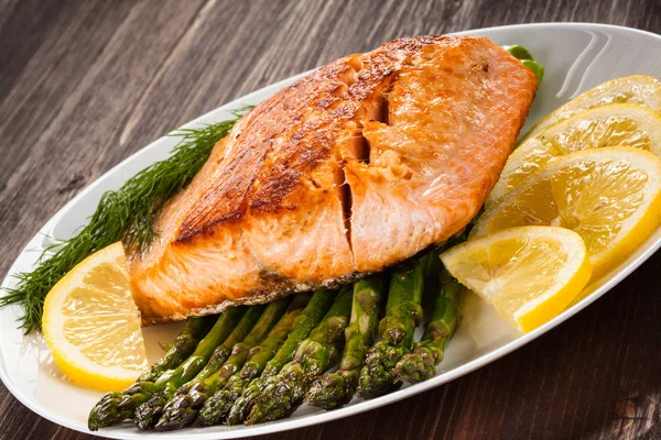 Grilled Salmon Asparagus — Stock Photo, Image