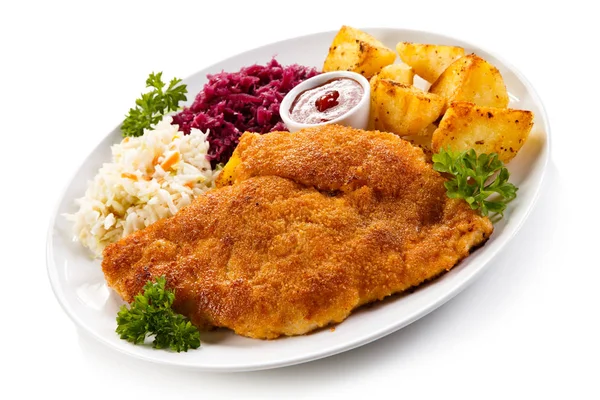 Gebratenes Schweinekotelett Bratkartoffeln Und Gemüsesalat — Stockfoto