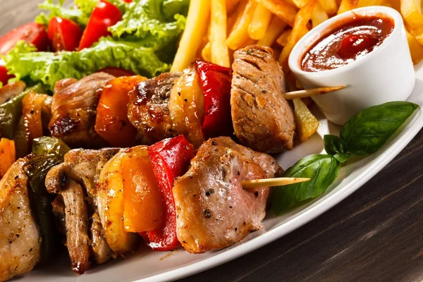 Kebab Grilované Maso Zelenina — Stock fotografie