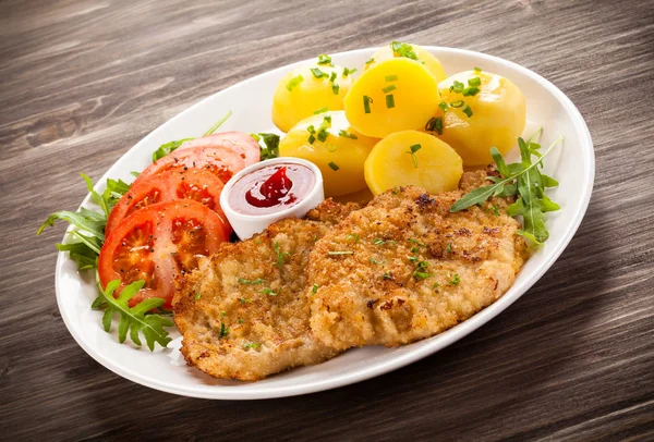 Côtelette Porc Frit Avec Pommes Terre Sur Table Bois — Photo