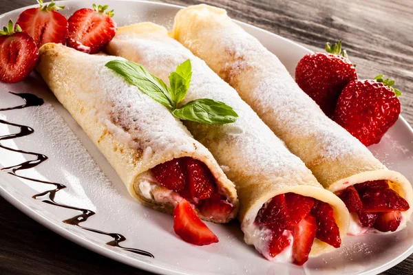 Panqueques Con Crema Fresas — Foto de Stock