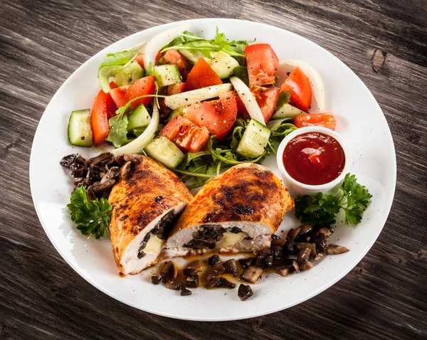 Grilled Chicken Fillets Vegetables — Stock Photo, Image