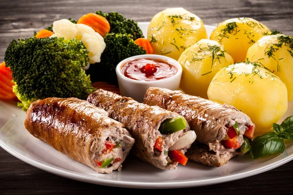 Wrapped Pork Chop Boiled Potatoes Vegetables — Stock Photo, Image