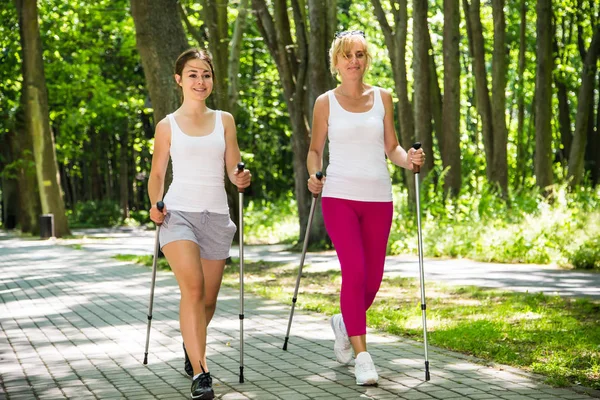 Nordic Walking Active People Working Out Park — Stock Photo, Image