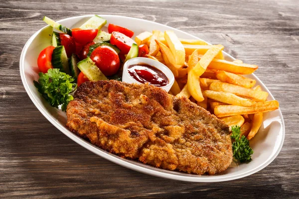 Fried Pork Chop French Fries Vegetable Salad — Stock Photo, Image