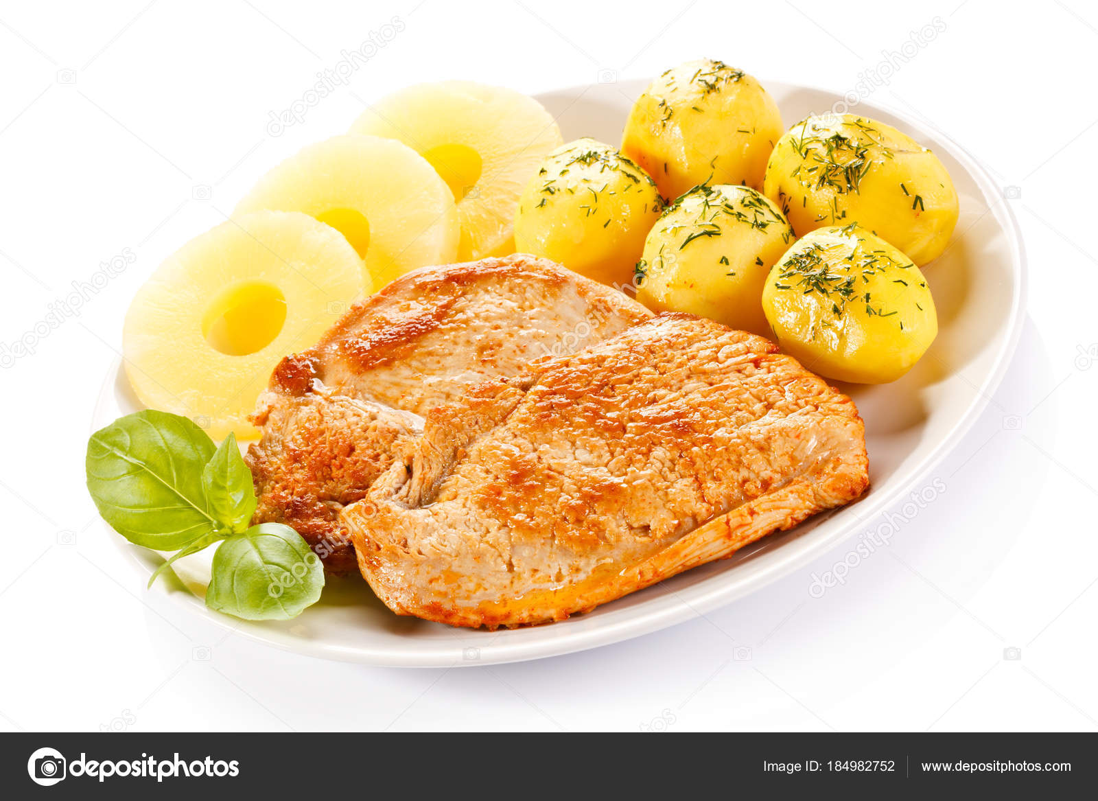 Ananaslı tavuk filetosu Ananaslı tavuk filetosu