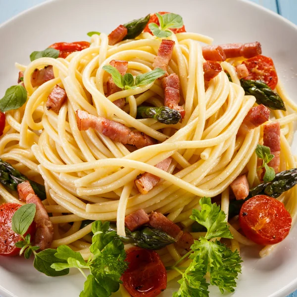 Pasta Con Carne Verdure — Foto Stock