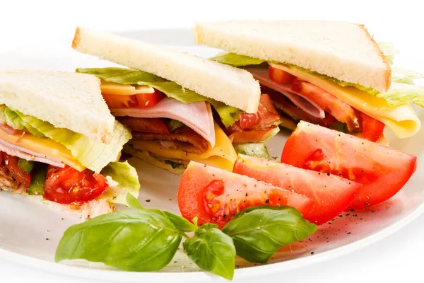 Sandwiches Auf Weißem Hintergrund — Stockfoto