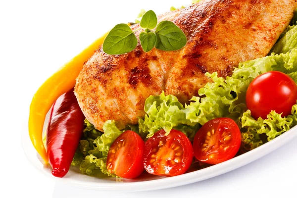 Gegrillte Hühnerbrust Und Gemüse — Stockfoto