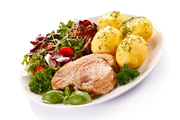 Fried Steak Boiled Potatoes Vegetable Salad — Stock Photo, Image