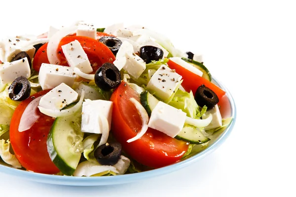 Salada Grega Sobre Fundo Branco — Fotografia de Stock