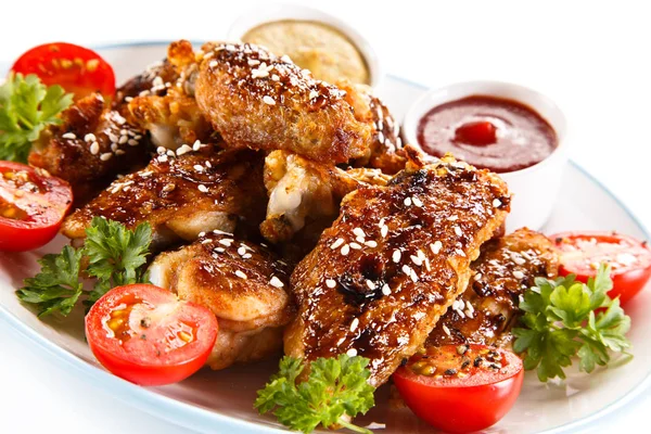 Grilled Chicken Wings Vegetables — Stock Photo, Image