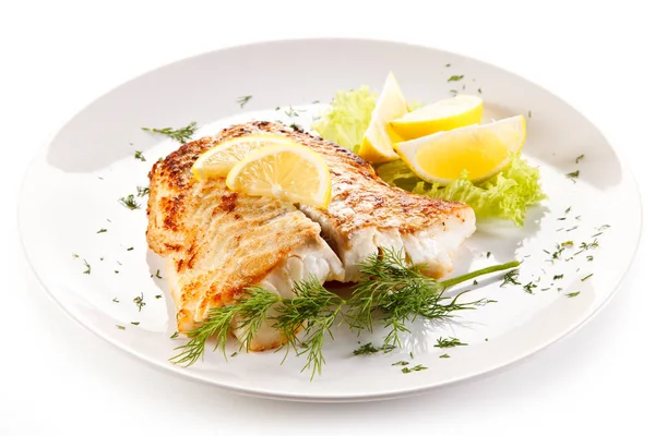 Рыбное Блюдо Жареное Филе Рыбы Овощи — стоковое фото