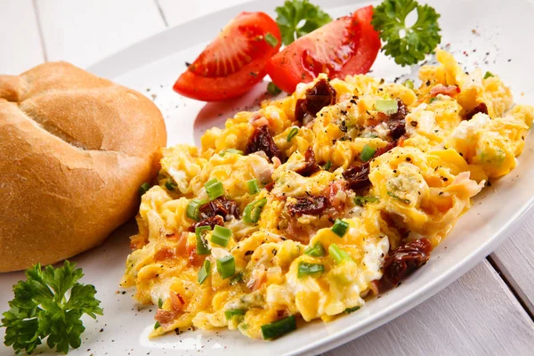 Breakfast Scrambled Eggs Wooden Table — Stock Photo, Image