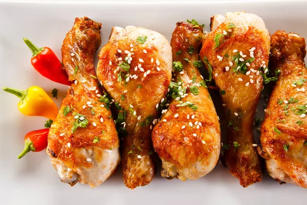 Roast Chicken Drumsticks Vegetables — Stock Photo, Image